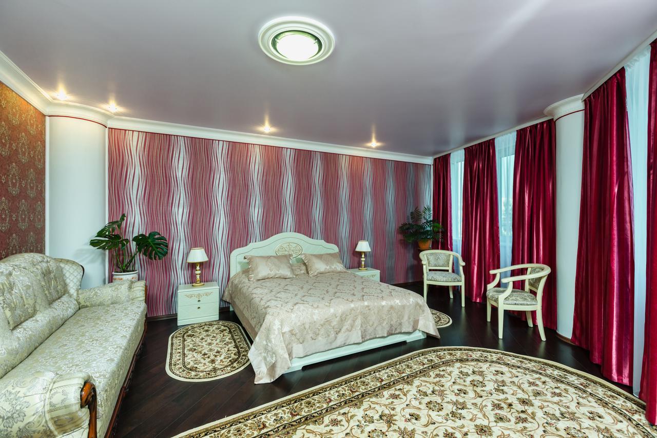 Nadobu Hotel Roshe Kijev Kültér fotó