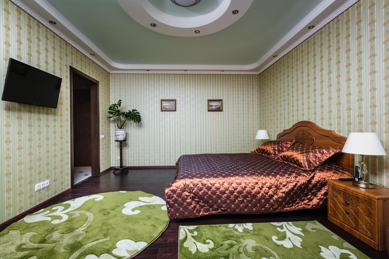 Nadobu Hotel Roshe Kijev Kültér fotó